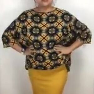 Lularoe Geometric Irma Tunic Size Medium